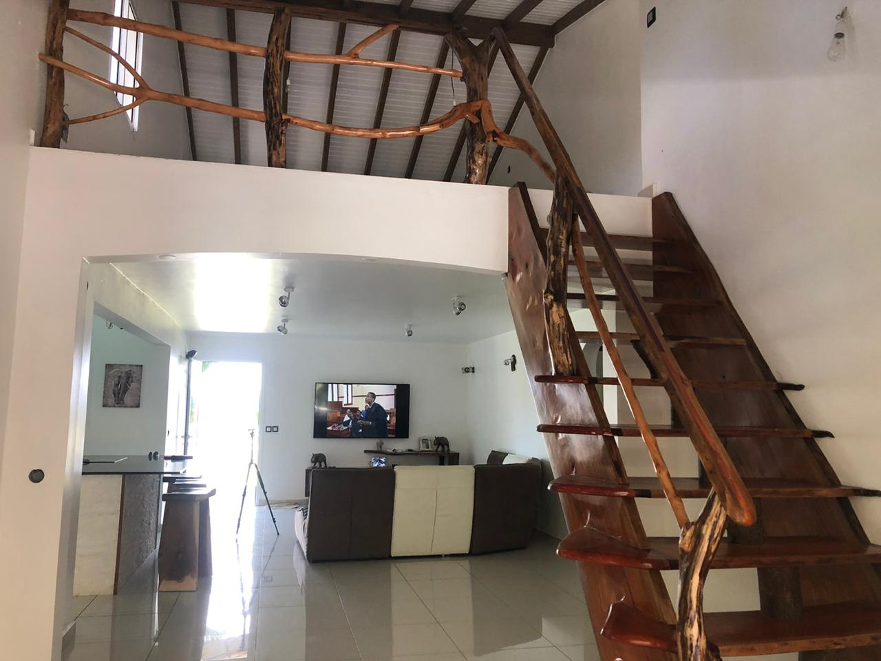 Accès mezzanine